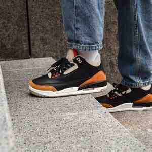 İdman ayaqqabısı Retro 3 İdman ayaqqabısı Retro 3