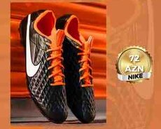 Nike Tiempo Legend 8 Club Tf Orange