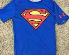 Zirehli supermen futbolkası