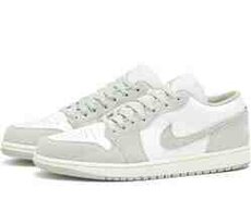 İdman ayaqqabısı Nike air jordan 1low