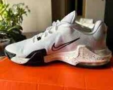 Idman ayaqqabı Nike Air Max İmpact 4